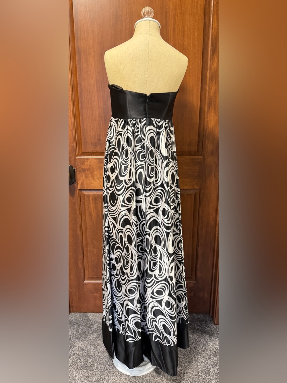 Jessica McClintock Black and White Strapless Maxi Dress with Bow